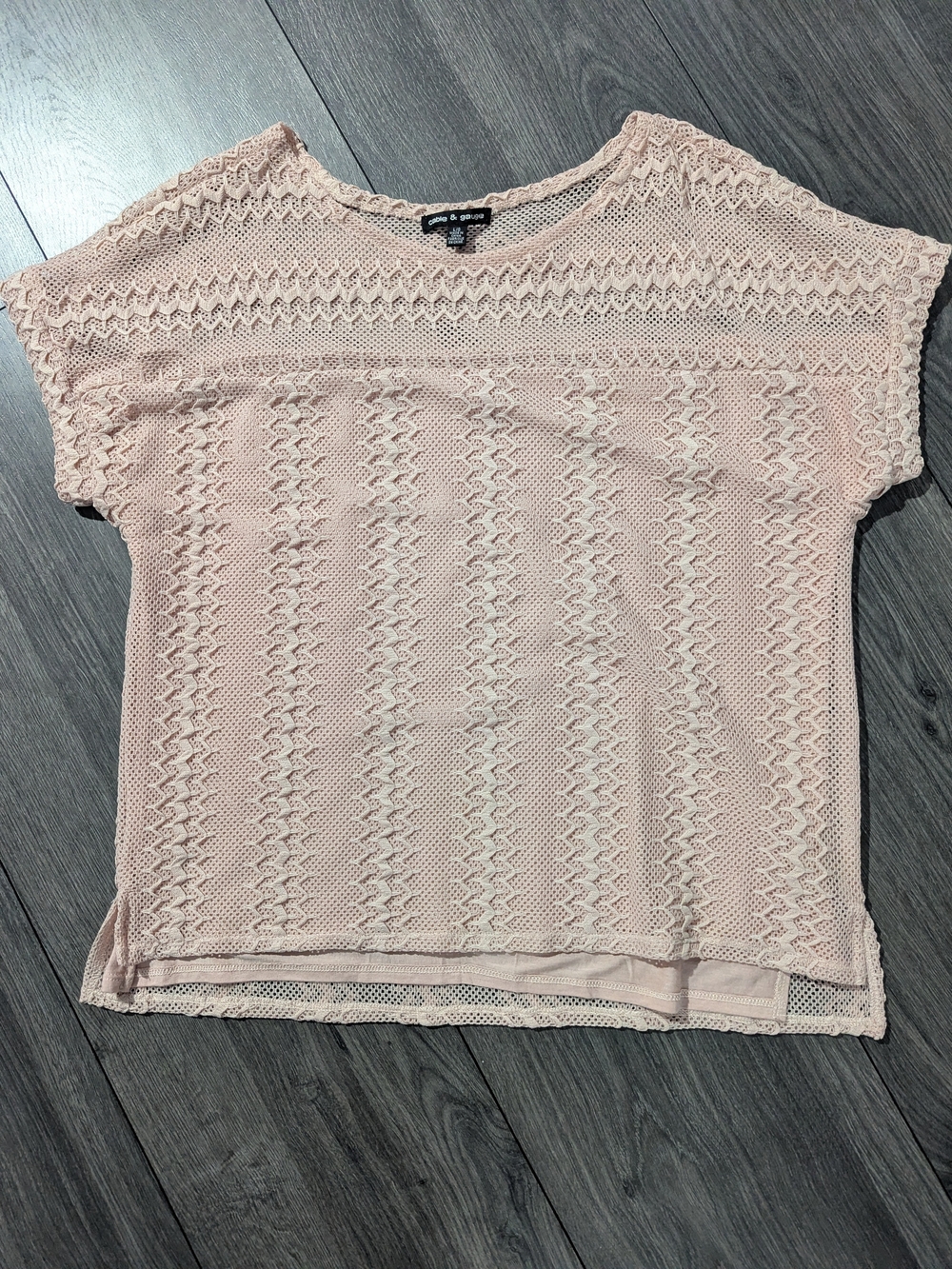 Cable & Gauge Blush Lace Knit Short Sleeve Top